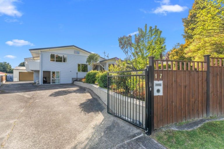 Photo of property in 17 Awatea Terrace, Lynmore, Rotorua, 3010