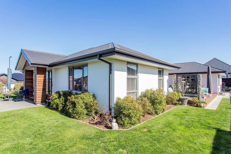 Photo of property in 17 Koura Drive, Rangiora, 7400