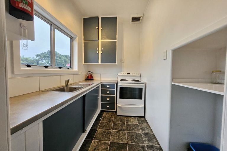 Photo of property in 2 Warburton Street, Karoro, Greymouth, 7805