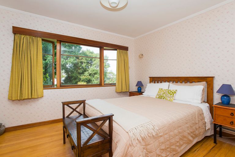 Photo of property in 215 Lytton Road, Elgin, Gisborne, 4010