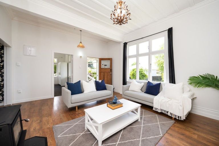 Photo of property in 1 Haumoana Road, Haumoana, 4102