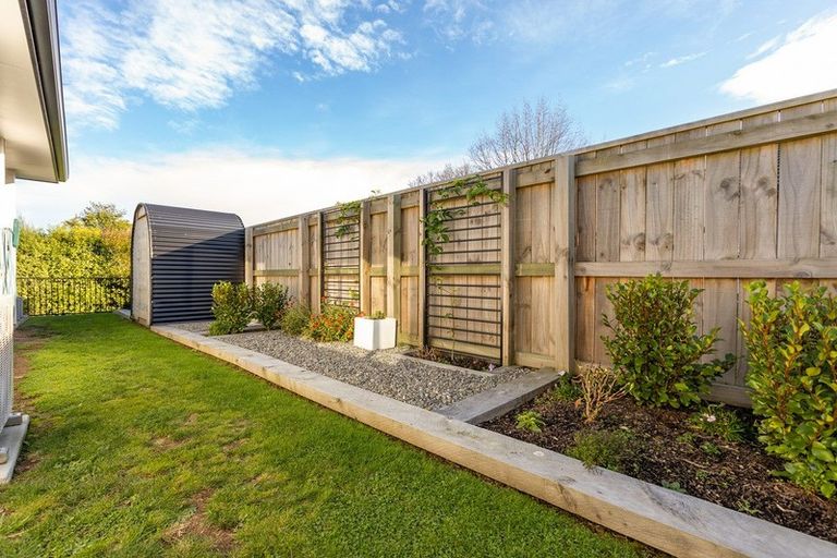 Photo of property in 23 Tarata Grove, Lansdowne, Masterton, 5810