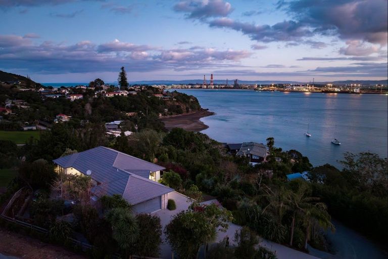 Photo of property in 44 Darch Point Road, Whangarei Heads, Whangarei, 0174