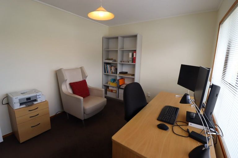 Photo of property in 55 Dignan Street, Point Chevalier, Auckland, 1022