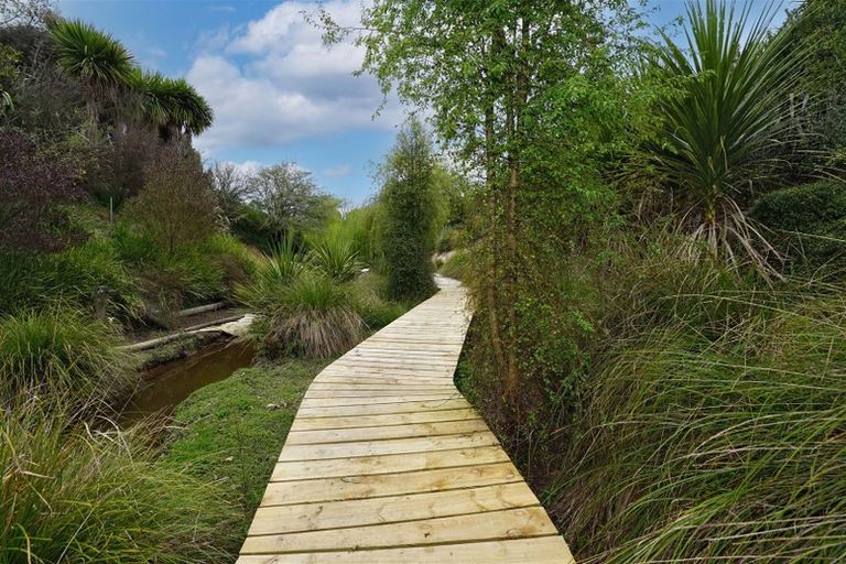 Photo of property in 28b Greenvale Close, Tamahere, Hamilton, 3283