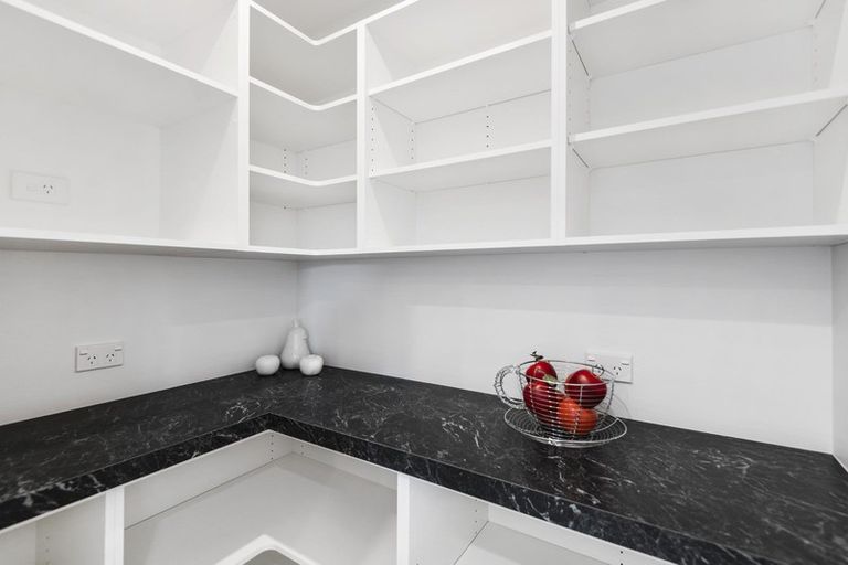 Photo of property in 6 Derek Anderson Place, Halswell, Christchurch, 8025