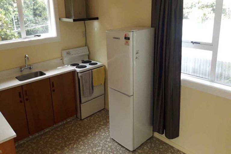 Photo of property in 2/42 Strathfield Avenue, Dallington, Christchurch, 8061