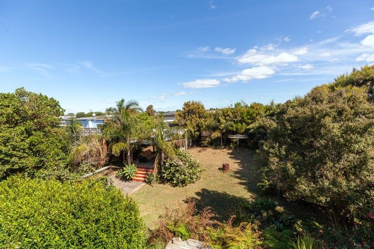 Photo of property in 1238 Papamoa Beach Road, Papamoa Beach, Papamoa, 3118