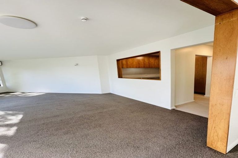 Photo of property in 6 Gill Road, Lowry Bay, Lower Hutt, 5013