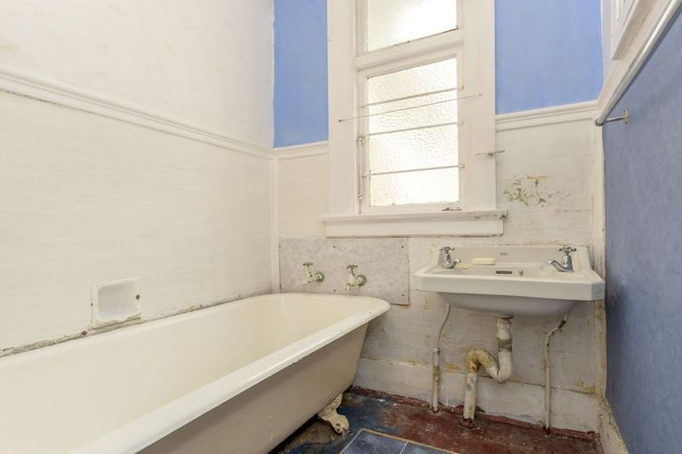 Photo of property in 37 Tahuna Road, Tainui, Dunedin, 9013