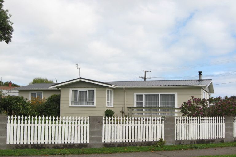 Photo of property in 119 Broadway, Waitara, 4320