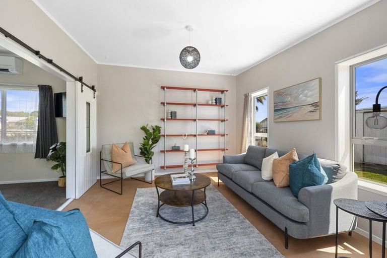 Photo of property in 6 Mace Street, Waitara, 4320