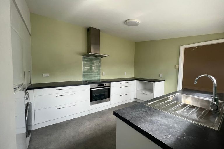 Photo of property in 51 Russell Street, Dunedin Central, Dunedin, 9016