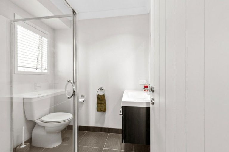 Photo of property in 33 Merriman Place, Pyes Pa, Tauranga, 3112