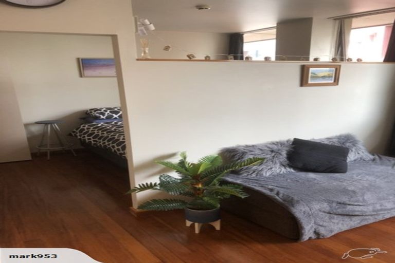 Photo of property in Terrace Tower Apartments, 3c/126 The Terrace, Wellington Central, Wellington, 6011
