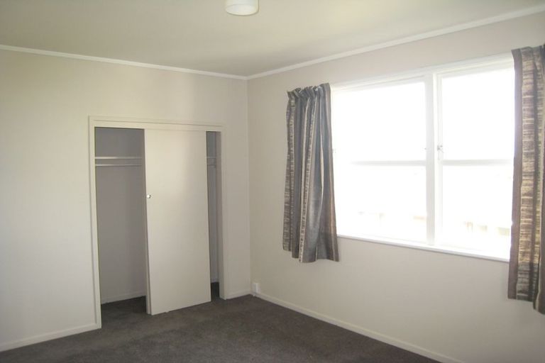 Photo of property in 17 Keegan Drive, Massey, Auckland, 0614