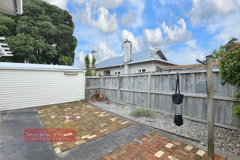 Photo of property in 2a Hall Avenue, Regent, Whangarei, 0112