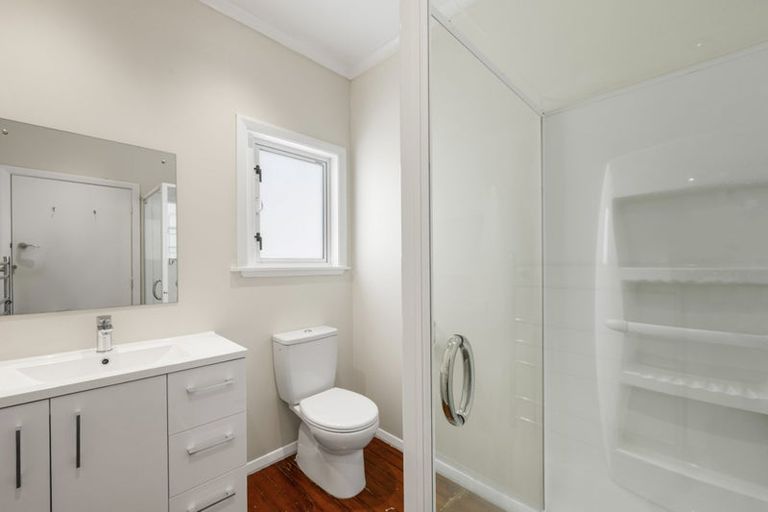 Photo of property in 22 Monowai Road, Johnsonville, Wellington, 6037