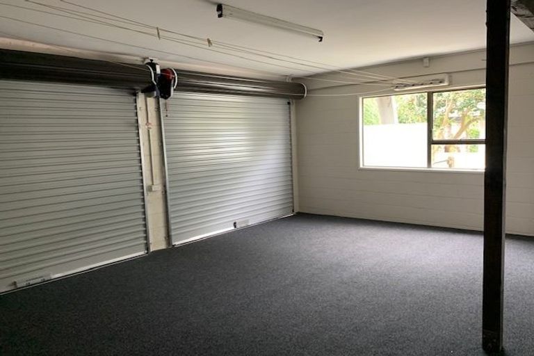 Photo of property in 1/91 Aberdeen Road, Castor Bay, Auckland, 0620
