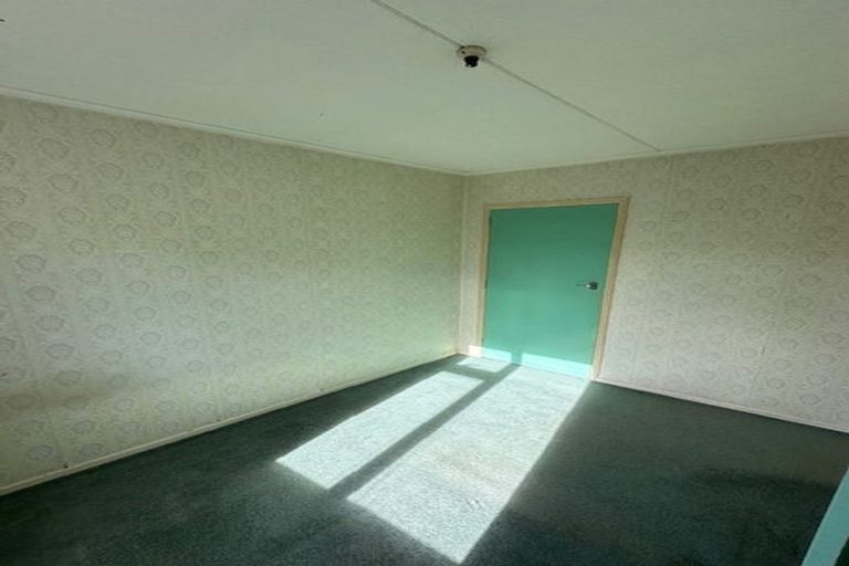 Photo of property in 49 Westminster Road, Wainuiomata, Lower Hutt, 5014