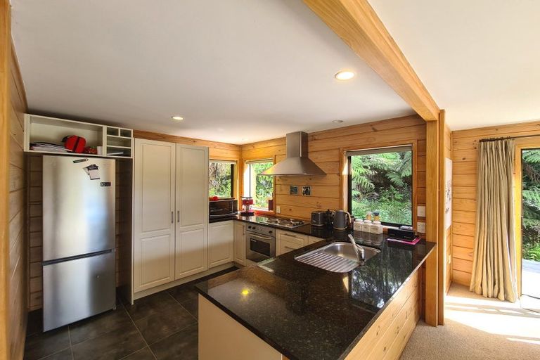 Photo of property in 5 Waihirere Drive, Tuateawa, Coromandel, 3583