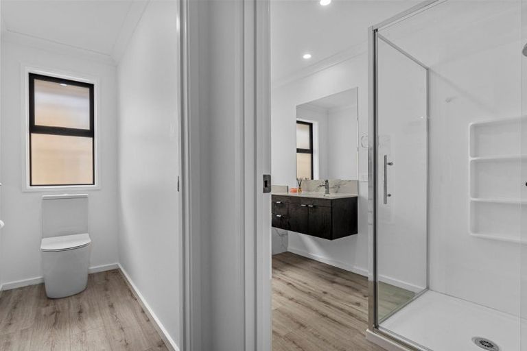 Photo of property in 8 Sam Heywood Place, Pyes Pa, Tauranga, 3112