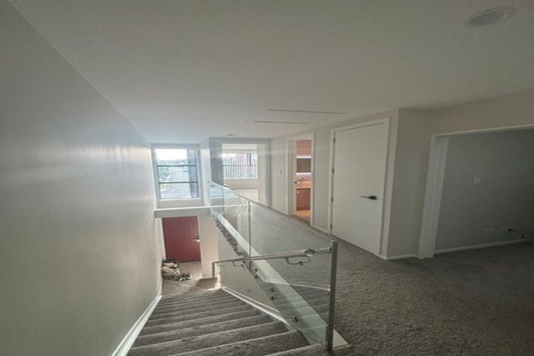 Photo of property in 15 Desalt Drive, Hobsonville, Auckland, 0616