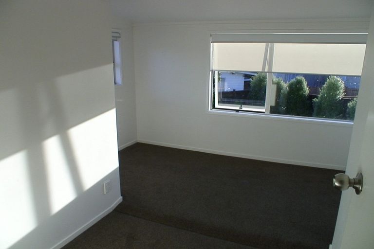Photo of property in 30 Hobby Avenue, Birkdale, Auckland, 0626
