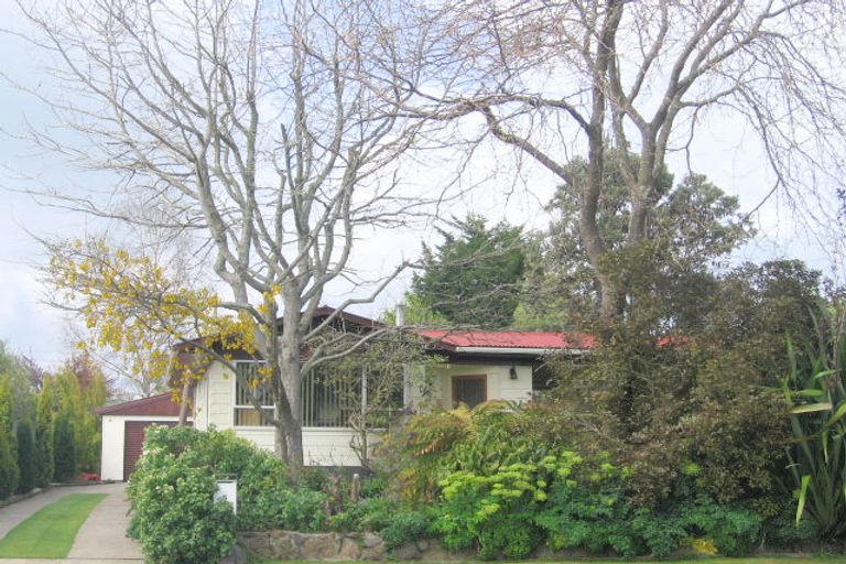 Photo of property in 5 Rewarewa Street, Owhata, Rotorua, 3010