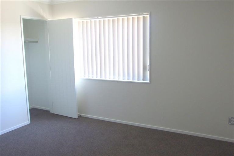 Photo of property in 46a Russell Road, Manurewa, Auckland, 2102