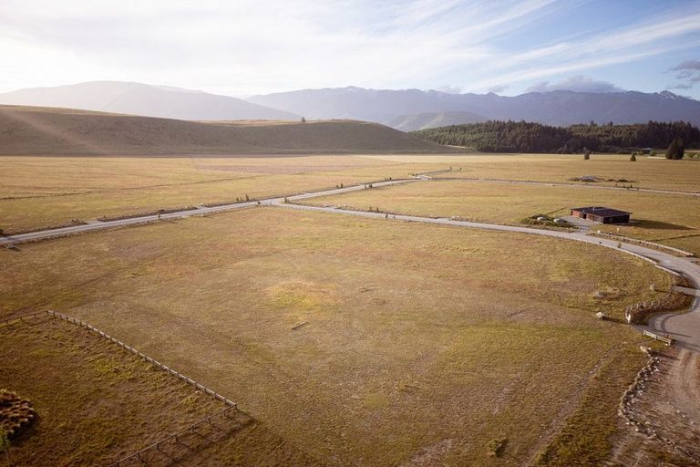 Photo of property in 6 Cameron Place, Ben Ohau, Twizel, 7999