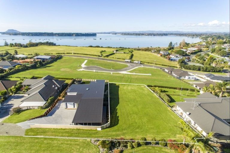 Photo of property in 65e Hamurana Road, Omokoroa, 3114