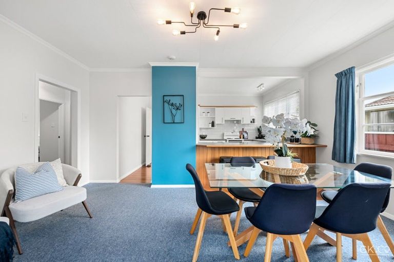 Photo of property in 32 Hall Crescent, Epuni, Lower Hutt, 5011