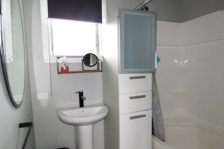 Photo of property in 75 Shiel Street, Reefton, 7830