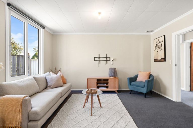 Photo of property in 28 Chatham Street, Waihola, Milton, 9073