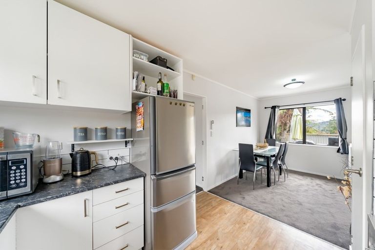 Photo of property in 46 Norana Road, Timberlea, Upper Hutt, 5018