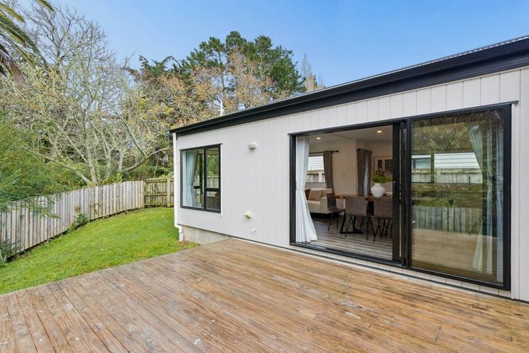 Photo of property in 65a Woodside Road, Massey, Auckland, 0614