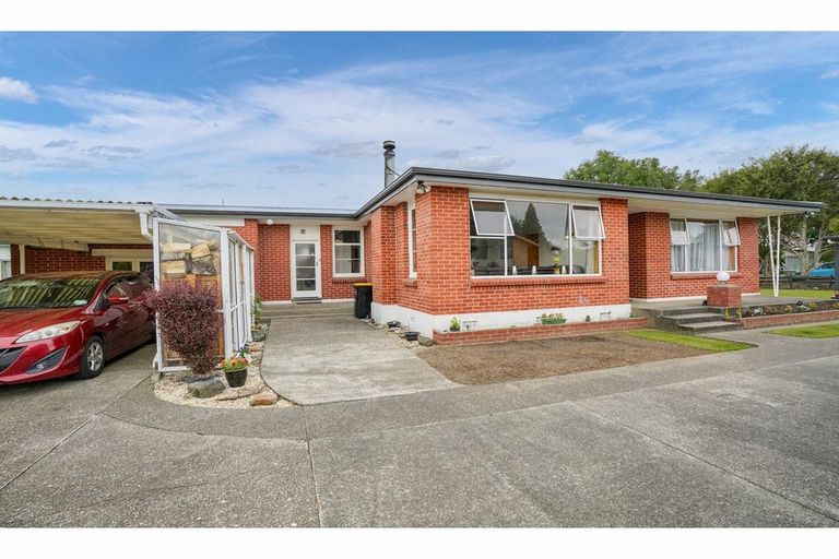 Photo of property in 77 Duncan Street, Hawthorndale, Invercargill, 9810
