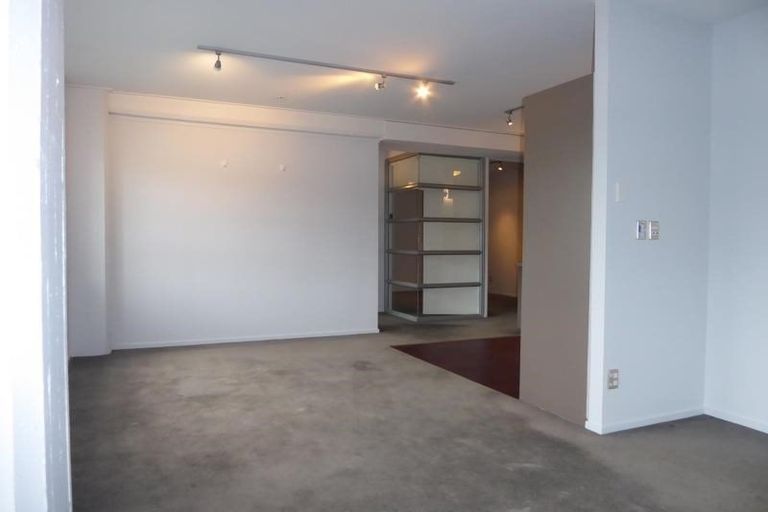 Photo of property in Vespa Apartments, 202/20 Hanson Street, Mount Cook, Wellington, 6021