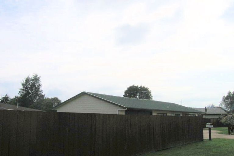 Photo of property in 13 Sunrise Avenue, Owhata, Rotorua, 3010