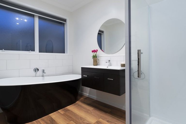 Photo of property in 15 Damien Place, Ohauiti, Tauranga, 3112