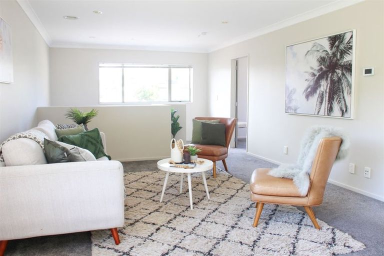 Photo of property in 24 Erlestoke Crescent, Churton Park, Wellington, 6037