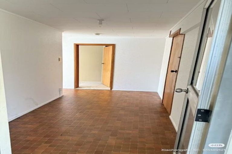 Photo of property in 17 Whitford Road, Howick, Auckland, 2014