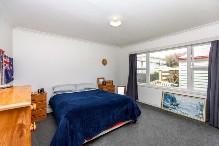 Photo of property in 56a Woodleigh Street, Frankleigh Park, New Plymouth, 4310