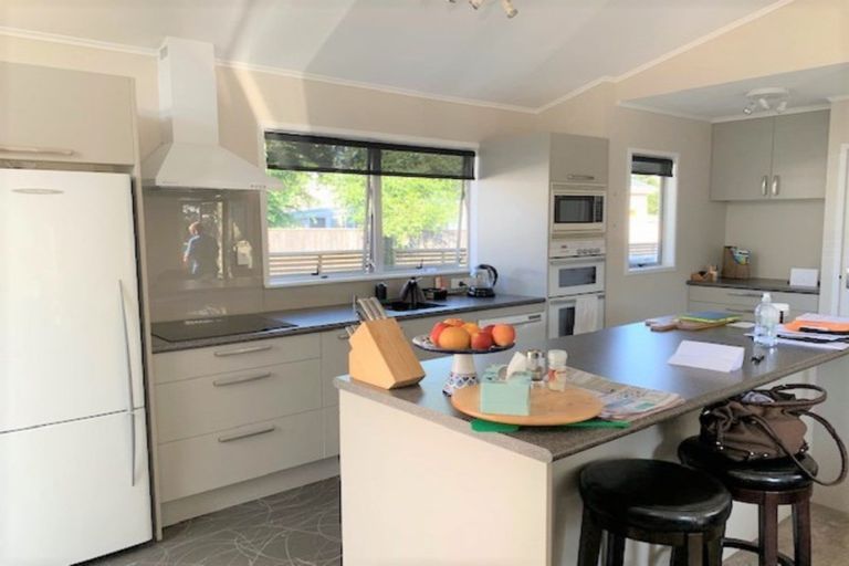 Photo of property in 2/132 Church Street, Onehunga, Auckland, 1061