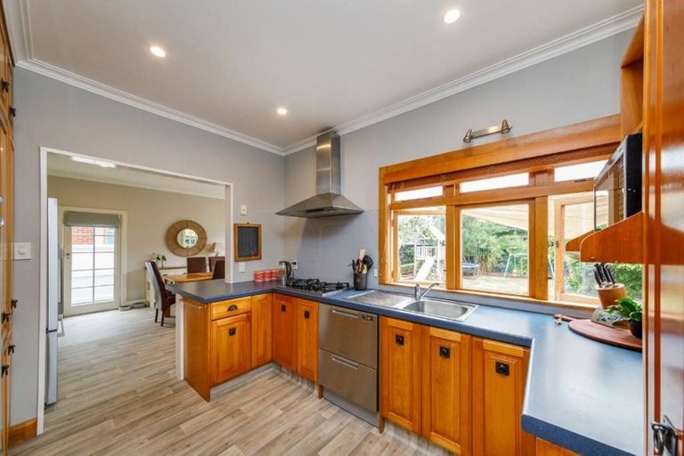 Photo of property in 62 Heretaunga Street, Palmerston North, 4414