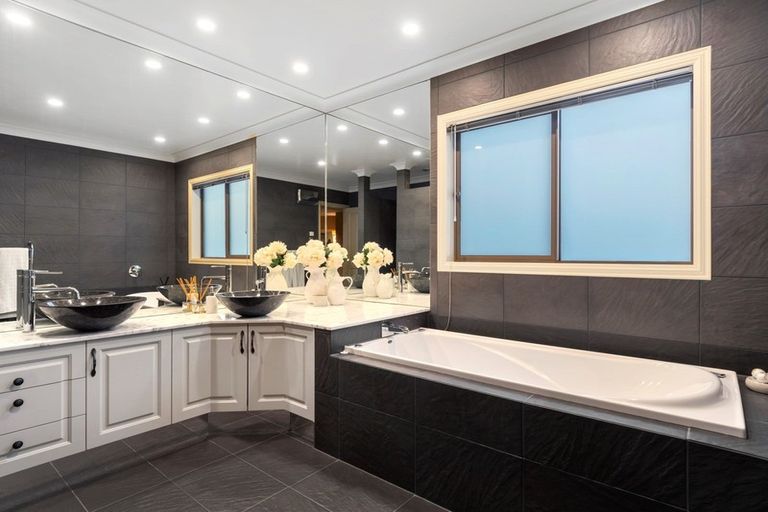 Photo of property in 16 Riddington Rise, Ohauiti, Tauranga, 3112