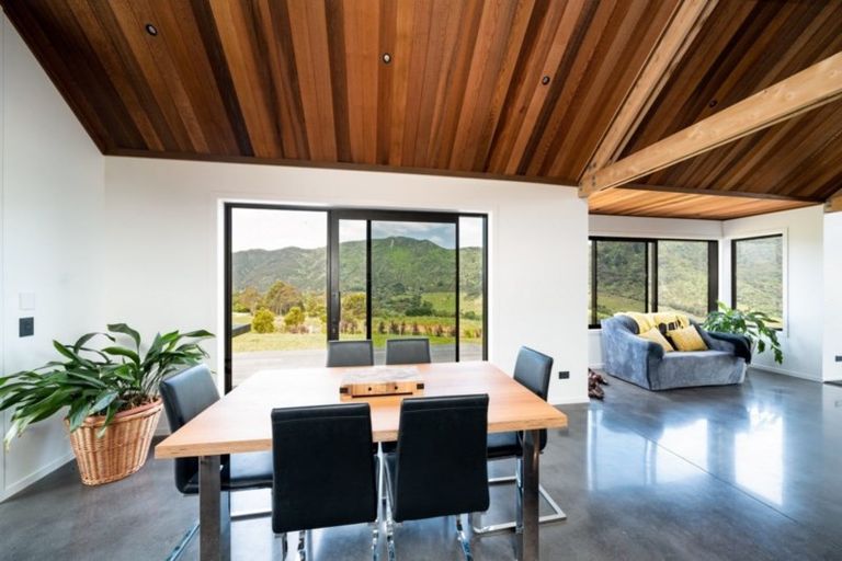 Photo of property in 74 Packtrack Road, Thames, 3577