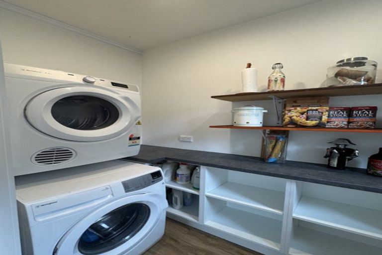 Photo of property in 14a Balneaves Lane, Albert Town, Wanaka, 9382