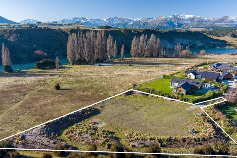 Photo of property in 19 Hikuwai Drive, Albert Town, Wanaka, 9305
